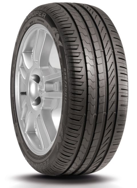 235/45 R17 ZEON CS8 97W XL